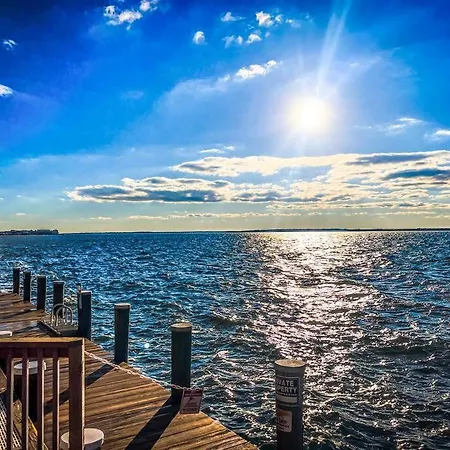 Bayfront Condo With Amazing Views